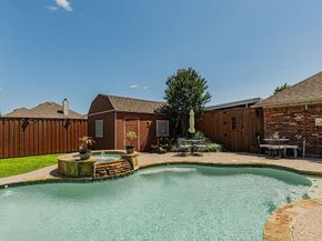 2710  Winterberry Drive , Rowlett Texas 75089