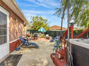 922  Hannah Way , Dallas Texas 75253