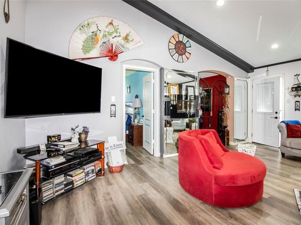 922  Hannah Way , Dallas Texas 75253