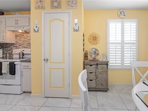 922  Hannah Way , Dallas Texas 75253
