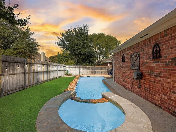 4601  Angelina Way , Fort Worth Texas 76137