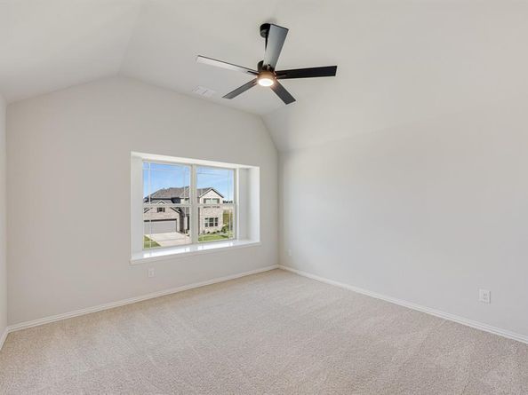 1024  Pineview Lane , Crowley Texas 76036