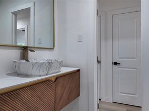 6858  Freemont Street , Dallas Texas 75231