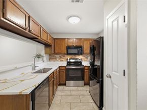 112  Churchill Lane , Euless Texas 76039