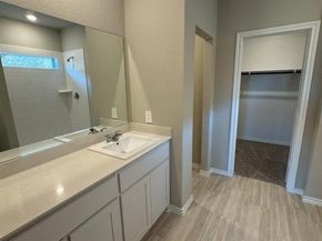 605  SHADED GROVE Drive , Denton Texas 76259