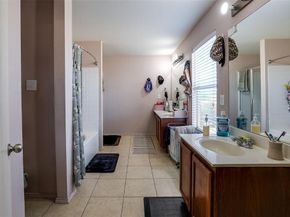 1411  Everglades Court , Arlington Texas 76002