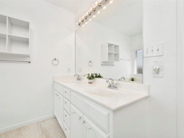 3921  Old Richwood Lane , Fort Worth Texas 76244