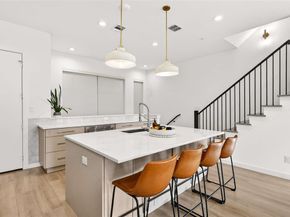 419 W 9th Street  102, Dallas Texas 75208