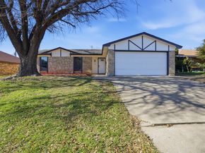 4804  Green Hollow Drive , Arlington Texas 76017