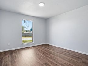 4804  Green Hollow Drive , Arlington Texas 76017