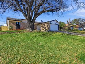 4804  Green Hollow Drive , Arlington Texas 76017