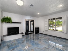 5013  South Drive , Fort Worth Texas 76132