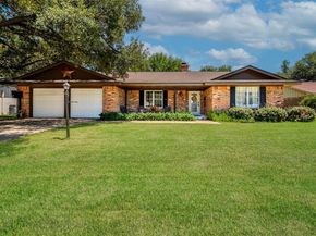 5013  South Drive , Fort Worth Texas 76132