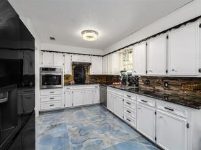 5013  South Drive , Fort Worth Texas 76132