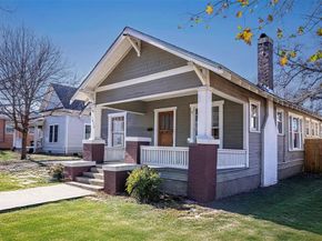 1612  6th Avenue , Fort Worth Texas 76104