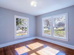 1612  6th Avenue , Fort Worth Texas 76104