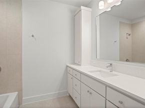 4511  Cowan Avenue , Dallas Texas 75209