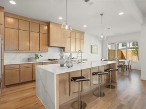 4511  Cowan Avenue , Dallas Texas 75209