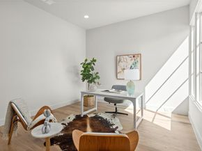 4511  Cowan Avenue , Dallas Texas 75209