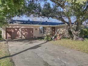 707  Cozby Street N, Benbrook Texas 76126