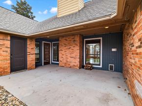 1401  Glastonbury Drive , Plano Texas 75075