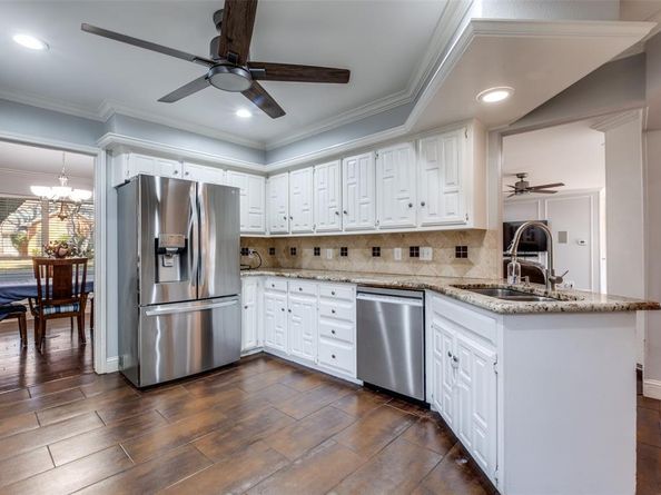 6512  Camille Avenue , Dallas Texas 75252