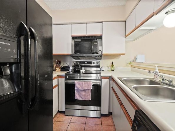 1441  Westmount Avenue  211, Dallas Texas 75211