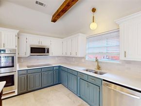 7206  Forestwind Court , Arlington Texas 76001