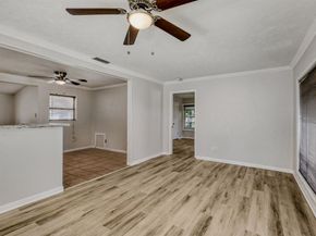 1017  Hoke Smith Drive , Dallas Texas 75224