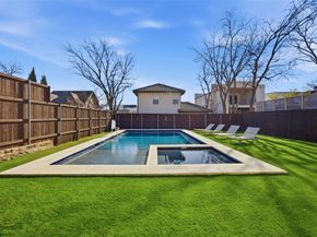 5326  Manett Street , Dallas Texas 75206