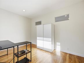 5326  Manett Street , Dallas Texas 75206