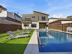 5326  Manett Street , Dallas Texas 75206