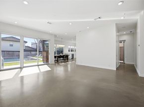 5326  Manett Street , Dallas Texas 75206