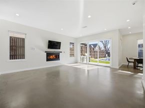 5326  Manett Street , Dallas Texas 75206