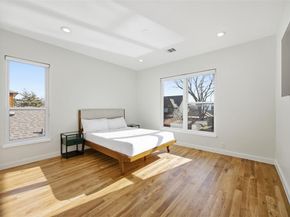 5326  Manett Street , Dallas Texas 75206