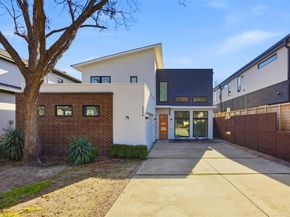 5326  Manett Street , Dallas Texas 75206