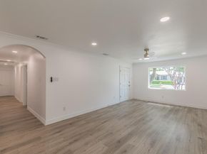 1812  Boyd Street , Dallas Texas 75224