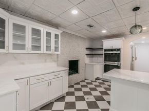 1812  Boyd Street , Dallas Texas 75224