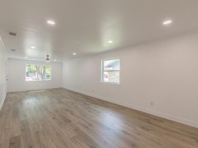 1812  Boyd Street , Dallas Texas 75224