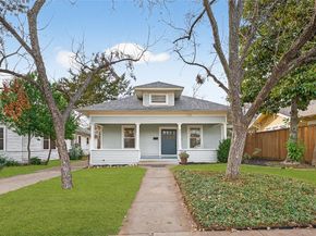 631 N Winnetka Avenue , Dallas Texas 75208