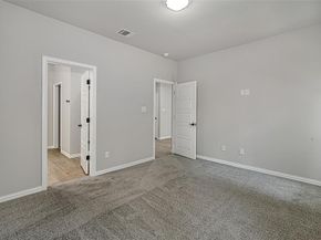 2513  Birdell Court , Fort Worth Texas 76105