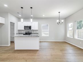 2513  Birdell Court , Fort Worth Texas 76105