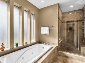 7822  Glenneagle Drive , Dallas Texas 75248