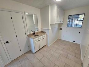 1817  Rhinevalley Drive , Arlington Texas 76012