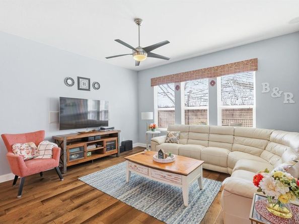 9013  Trail Blazer Drive , Fort Worth Texas 76131