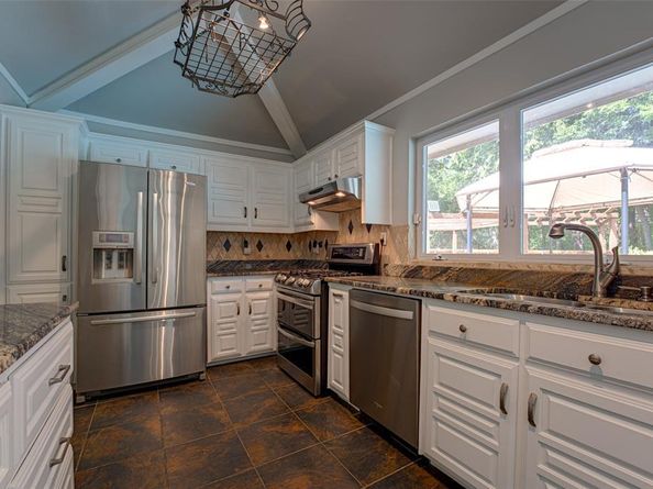 1990  Wind Hill Road , Rockwall Texas 75087