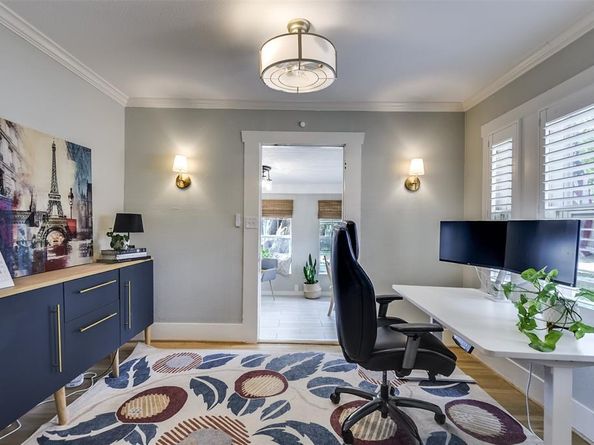 1823  Tremont Avenue , Fort Worth Texas 76107