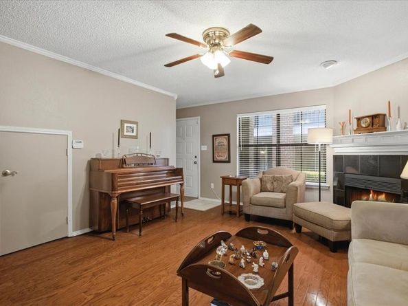 3205  Donnelly   202, Fort Worth Texas 76107