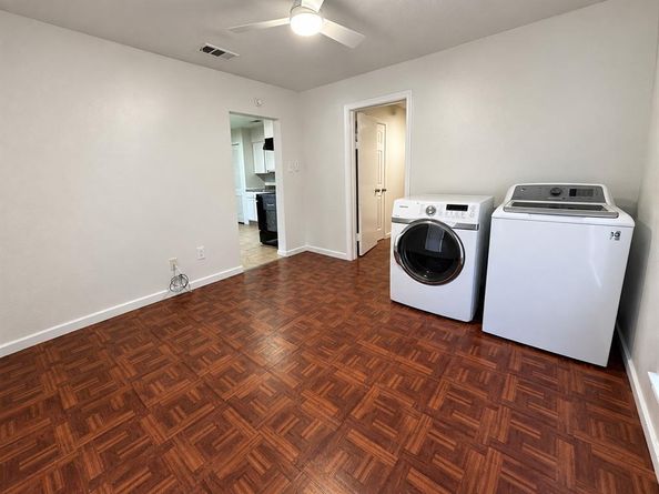 3110  Roby Street , Dallas Texas 75215