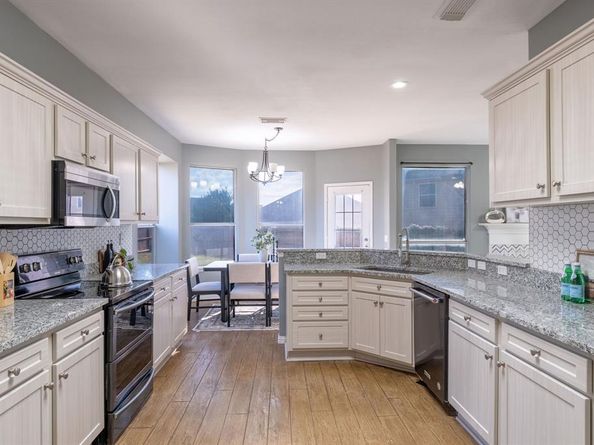 7874  Parkmount Court , Fort Worth Texas 76137